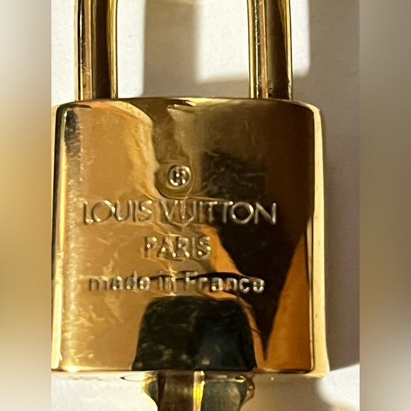 Louis Vuitton, LV Lock & Key. # 316. - Picture 4 of 6